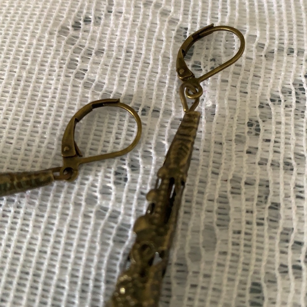 Earrings - Picture 2 of 3